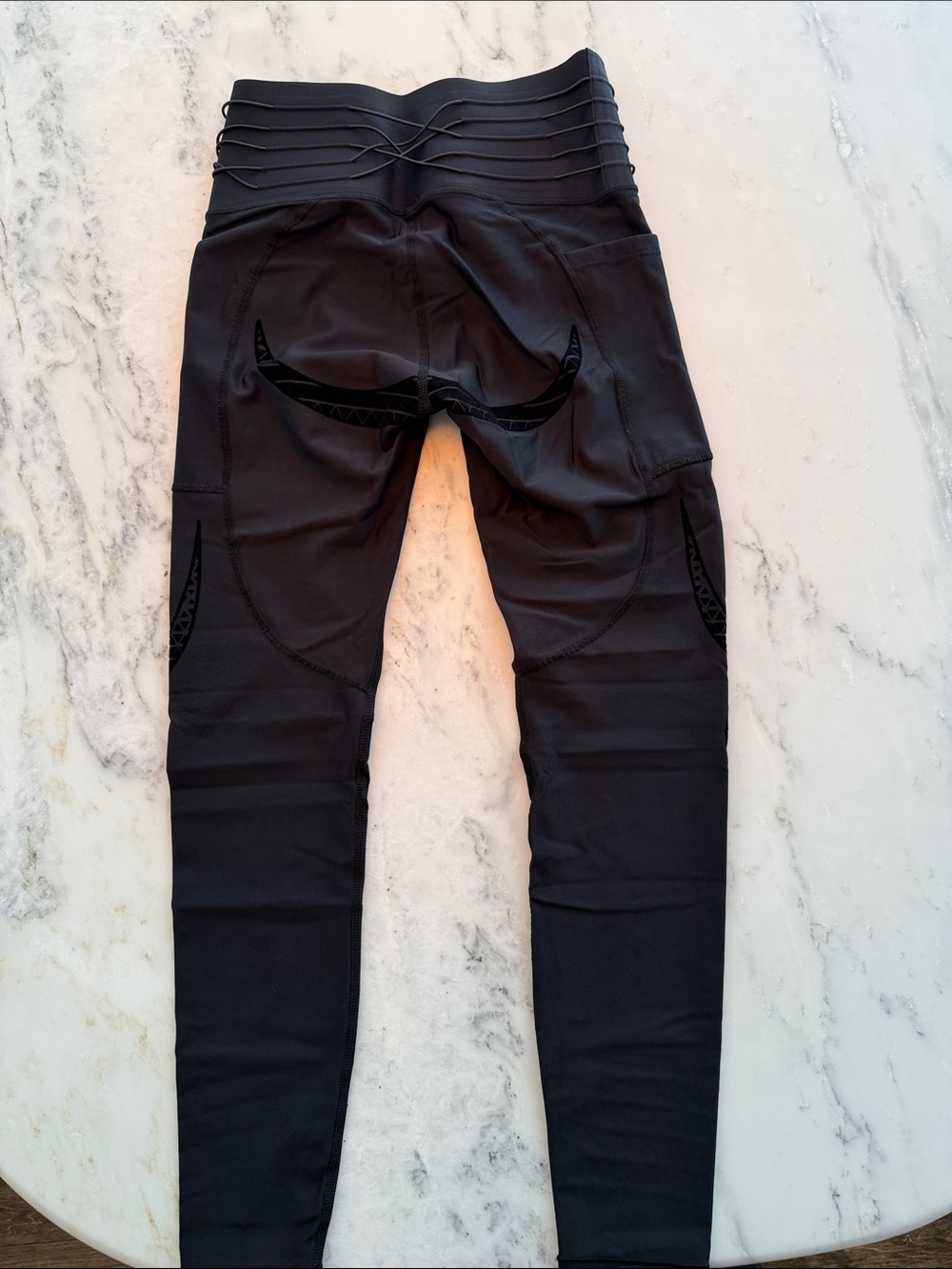 Performance Leggings with Subtle Graphic , elastic bands for tight waist..NWOT - Picture 3 of 6